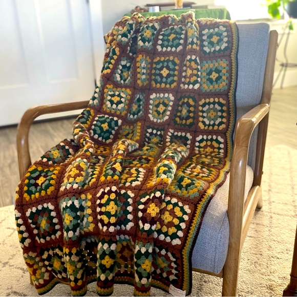 Handmade Other - Granny Square Vintage Crochet Lap/Throw Blanket Handmade 🤎💛💚